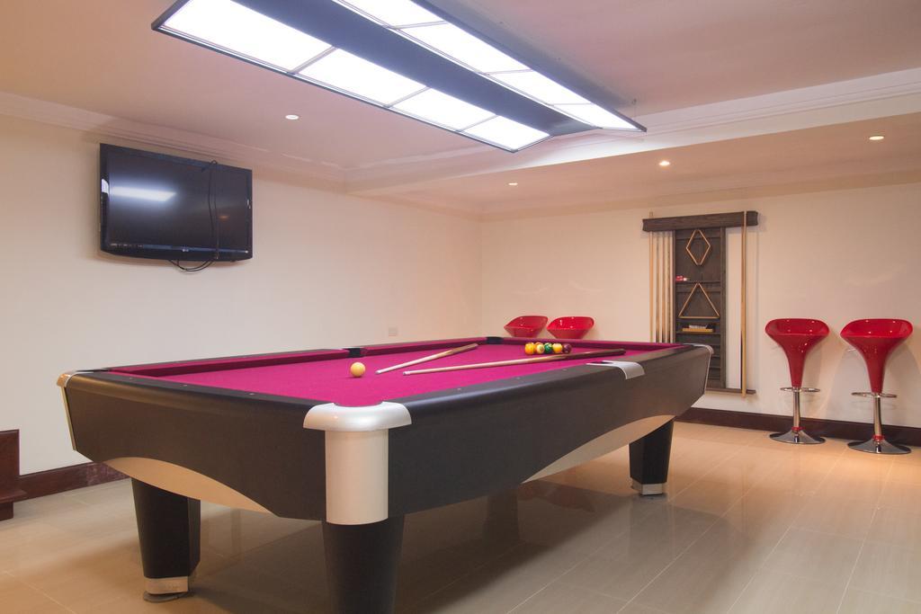 Lakewood Hills Villa By Lofty Phuket Екстериор снимка