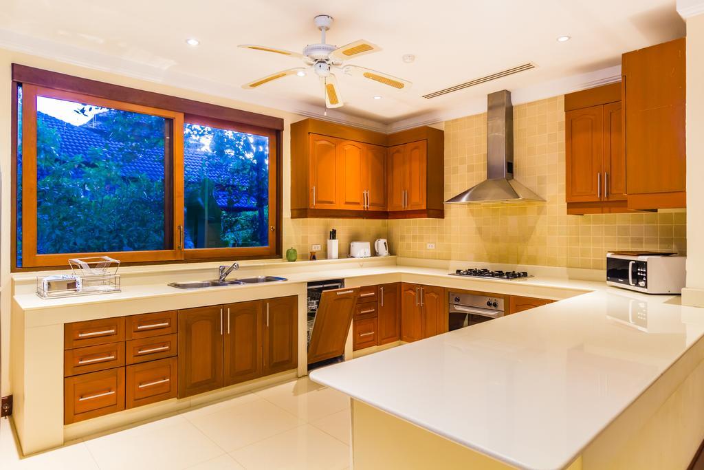 Lakewood Hills Villa By Lofty Phuket Екстериор снимка